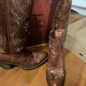 Corral cowboy boots